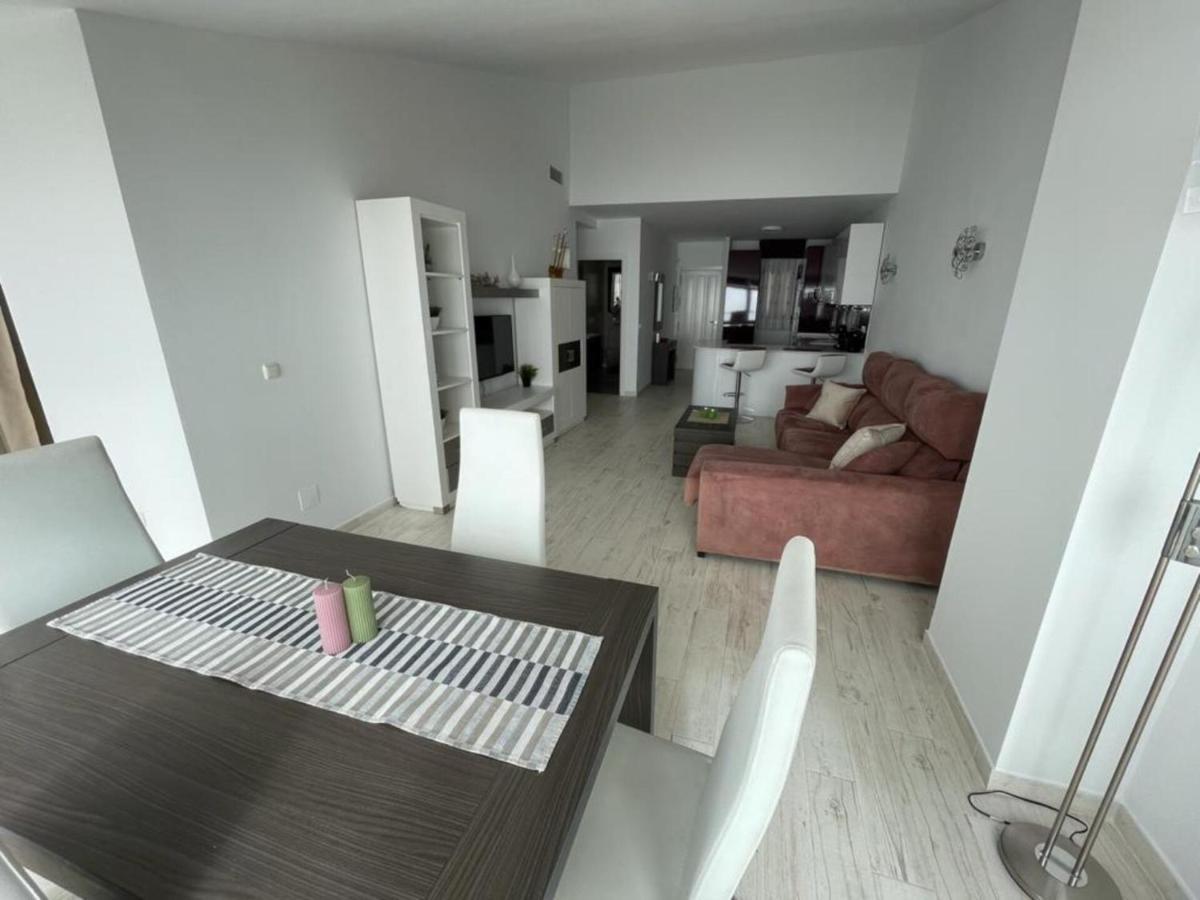 Modern Apartment With Sea View Close To Marbella Міхас Екстер'єр фото