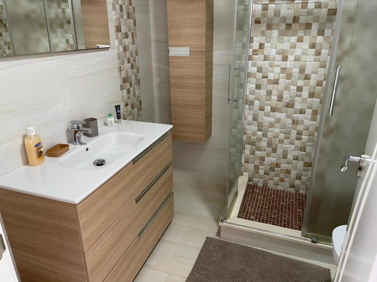 Modern Apartment With Sea View Close To Marbella Міхас Екстер'єр фото