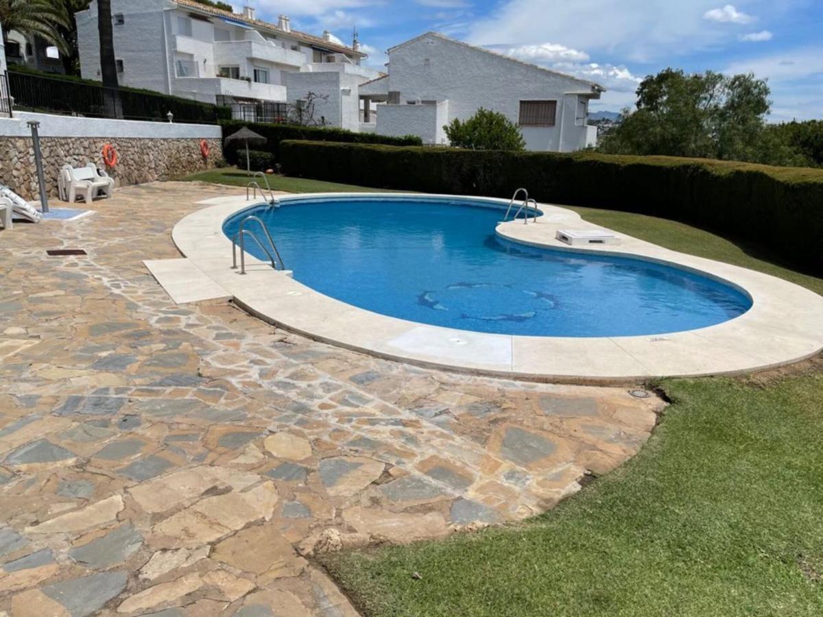 Modern Apartment With Sea View Close To Marbella Міхас Екстер'єр фото